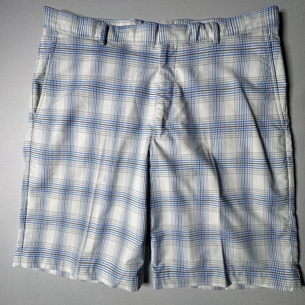 Walter Hagen Mens 36 Chino Shorts Blue White Plaid Golf Flat Front Casual